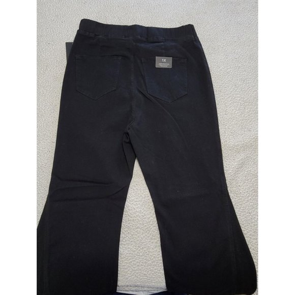 Curvy Girl By Ashley Stewart Women's Black Denim Flare Pants Size 1X*NEW! w/ Tag - Picture 5 of 16